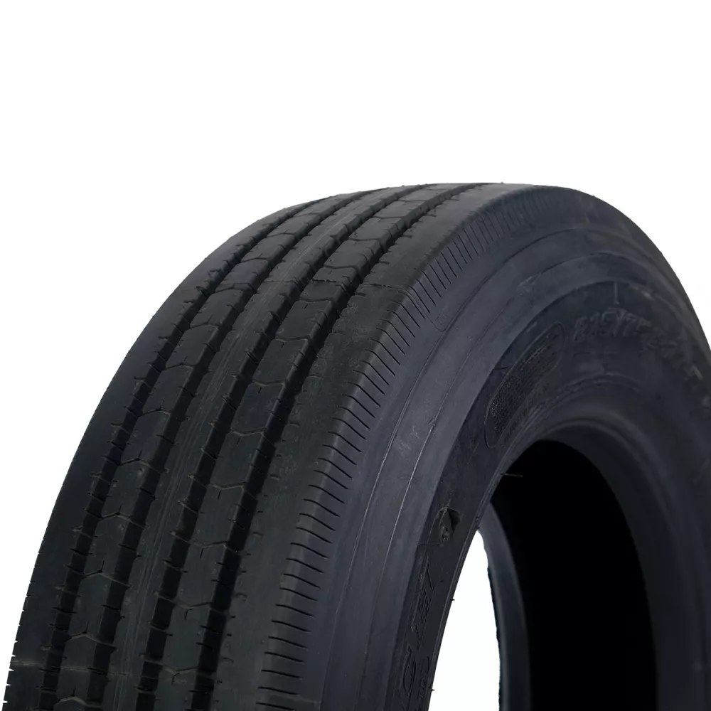 Грузовая шина 215/75 R17,5 Long March LM-216 16PR в Коркино