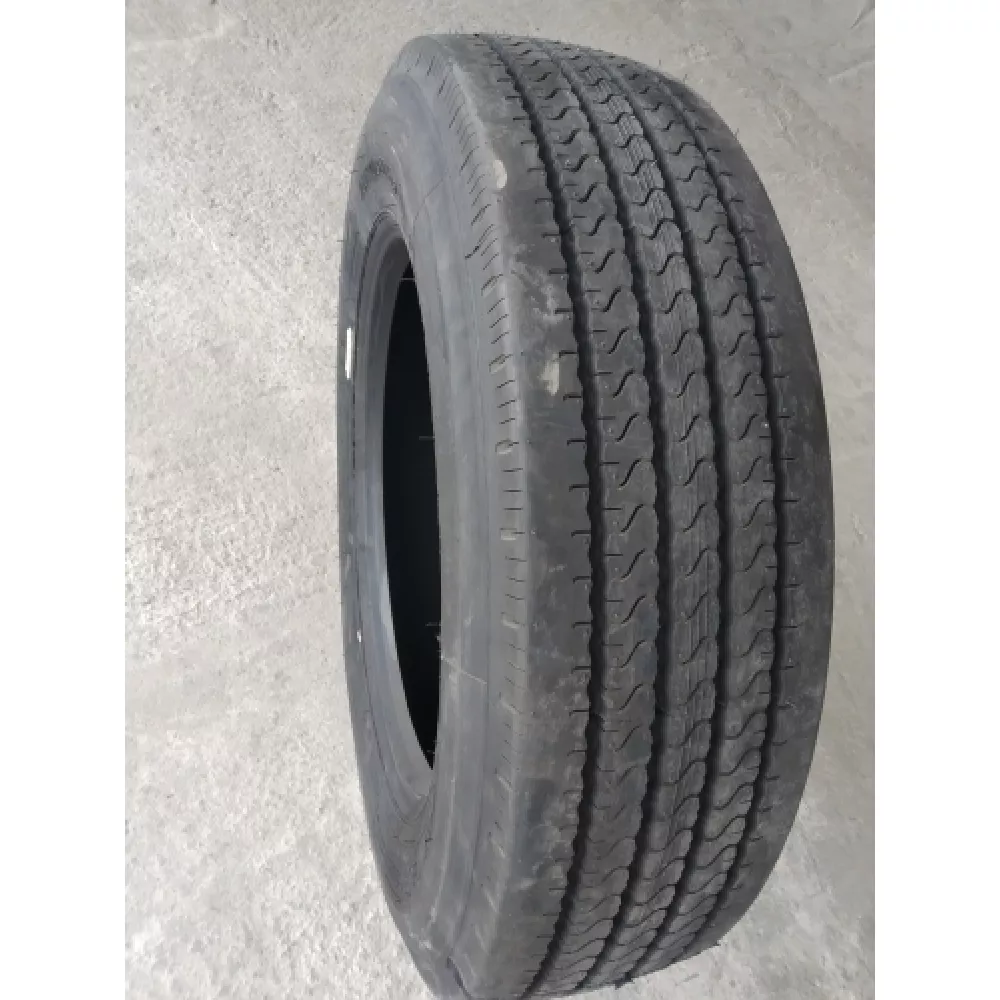 Грузовая шина 255/70 R22,5 Long March LM-120 16PR в Коркино